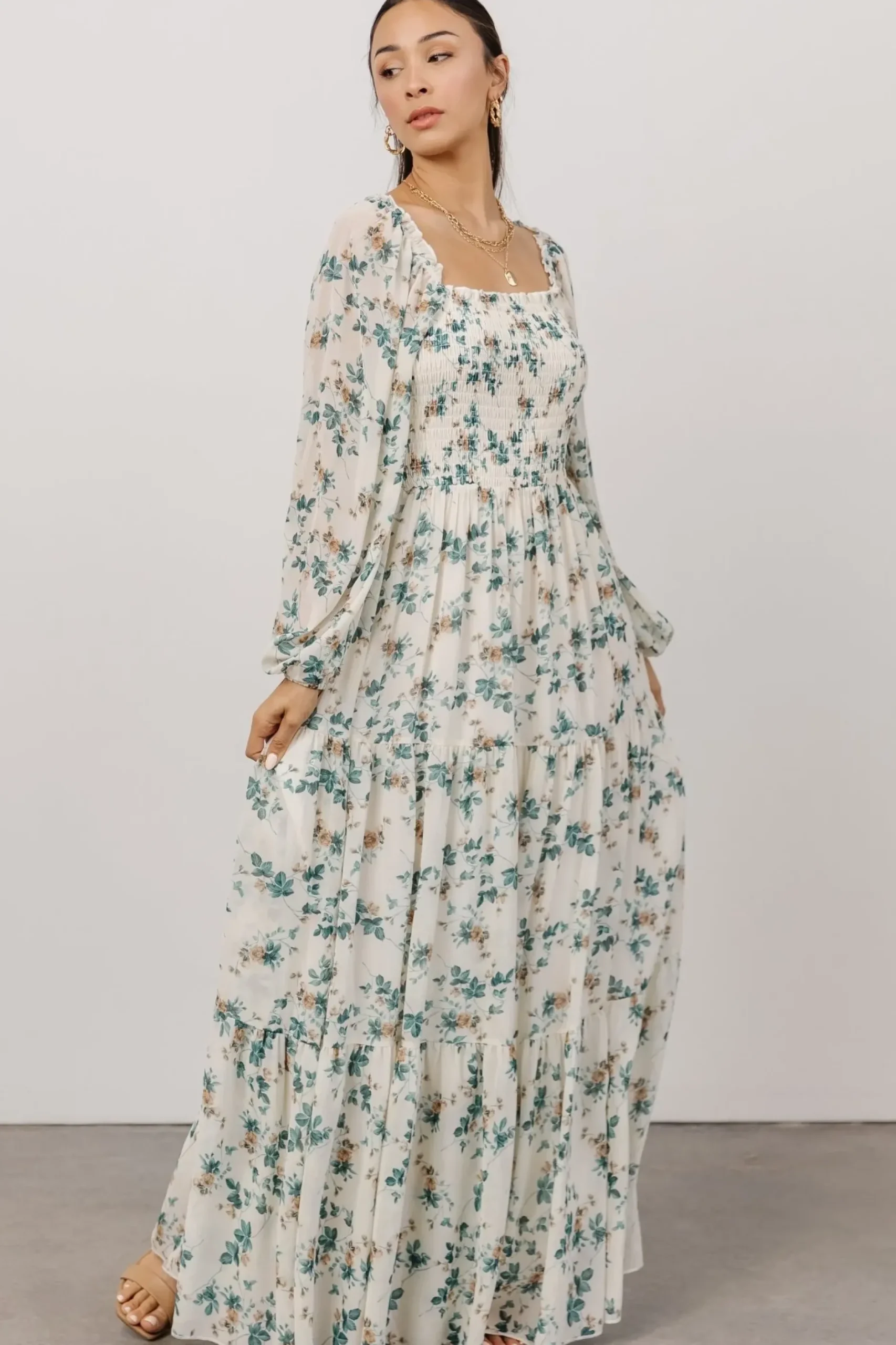 Baltic Born bump friendly|Isabela Smocked Maxi Dress | Ivory + Topaz Floral