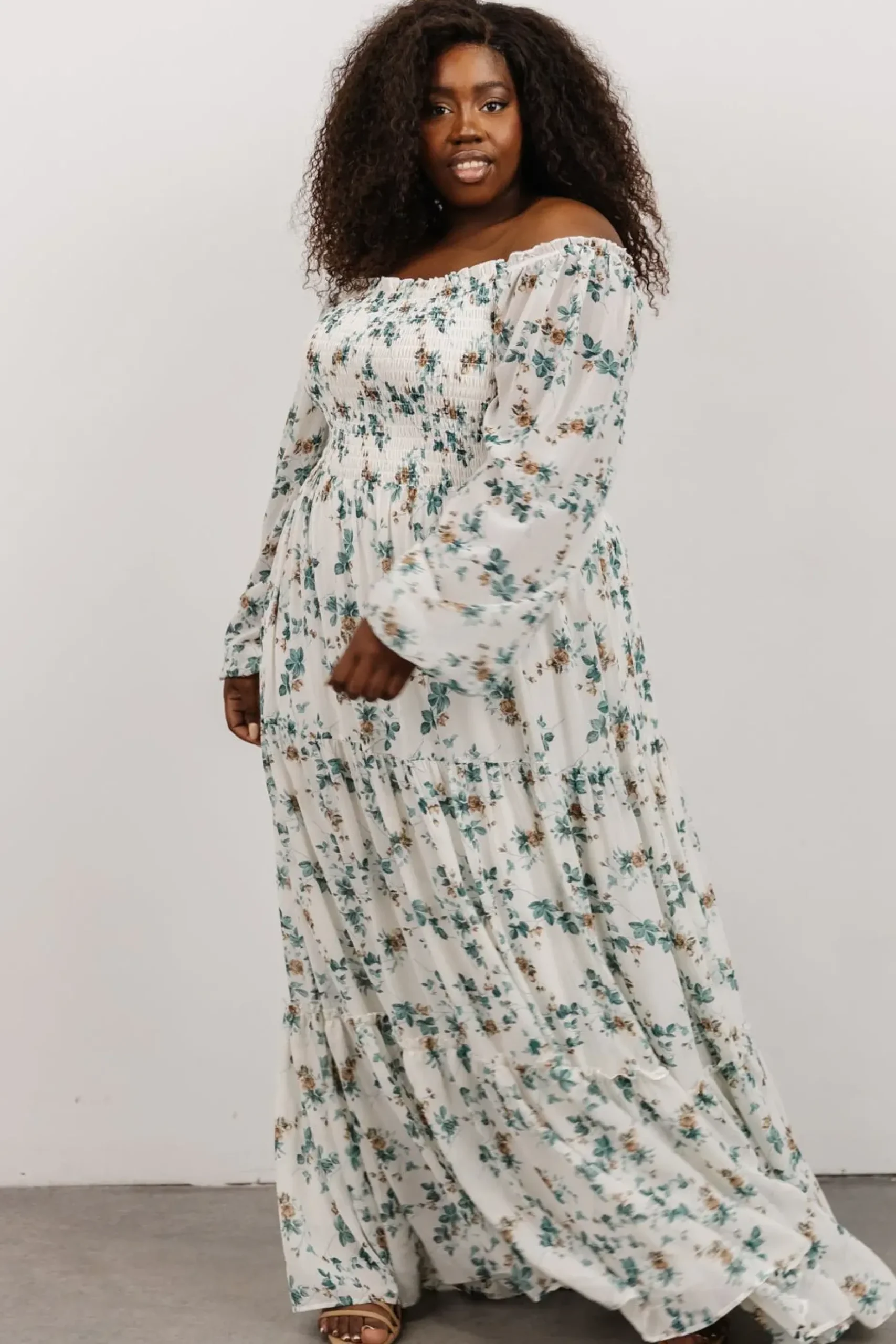 Baltic Born bump friendly|Isabela Smocked Maxi Dress | Ivory + Topaz Floral