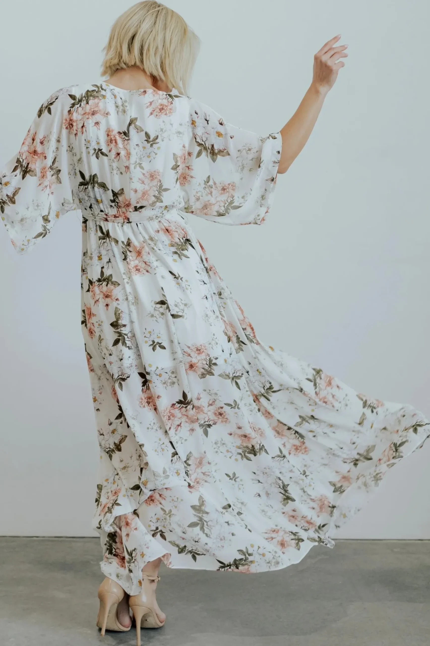 Baltic Born WEDDING SUITE|wedding guest|Kia Kimono Maxi Dress | White Floral