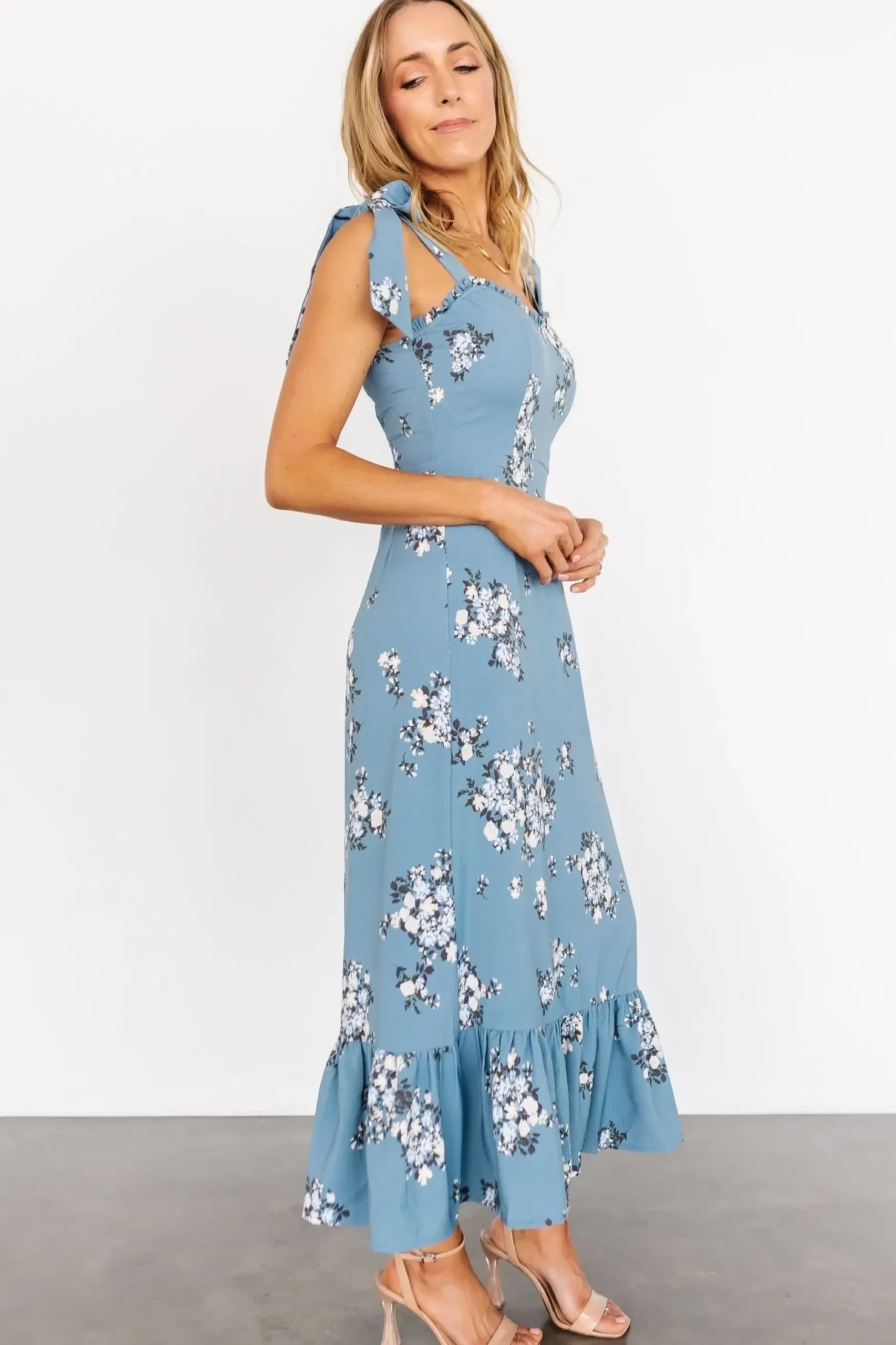 Baltic Born midi dresses|Krissy Midi Dress | Dusty Blue Floral