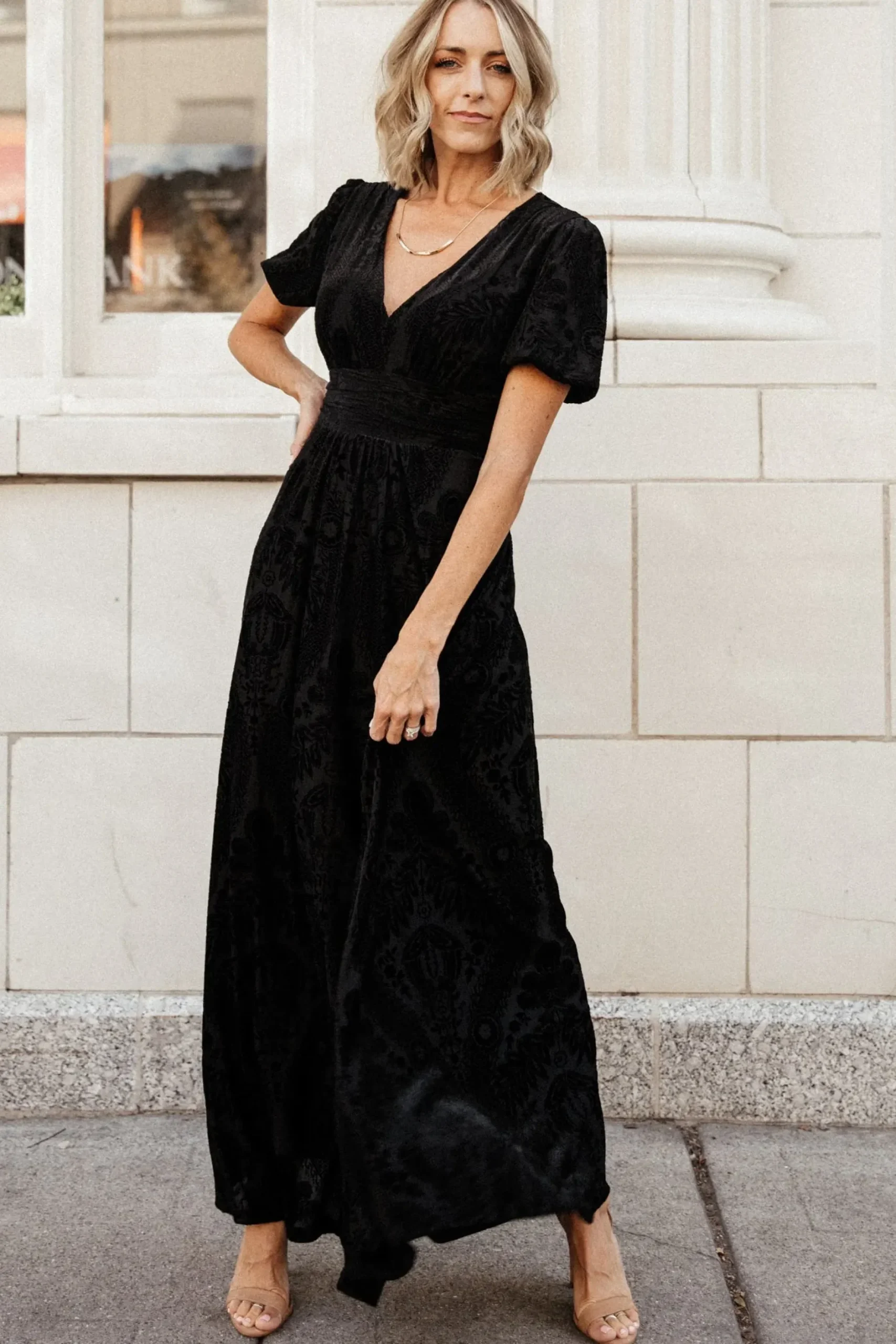 Baltic Born maxi dresses|EXTENDED SIZING|Leslie Velvet Maxi Dress | Black