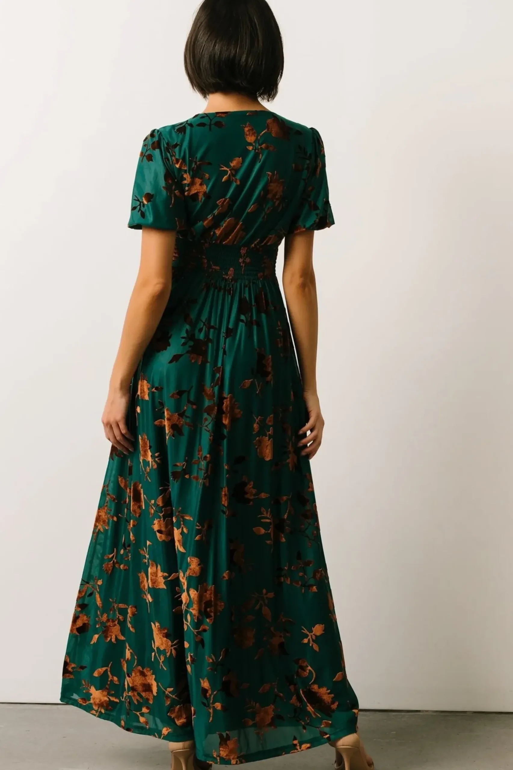 Baltic Born maxi dresses|EXTENDED SIZING|Leslie Velvet Maxi Dress | Bronze + Jade