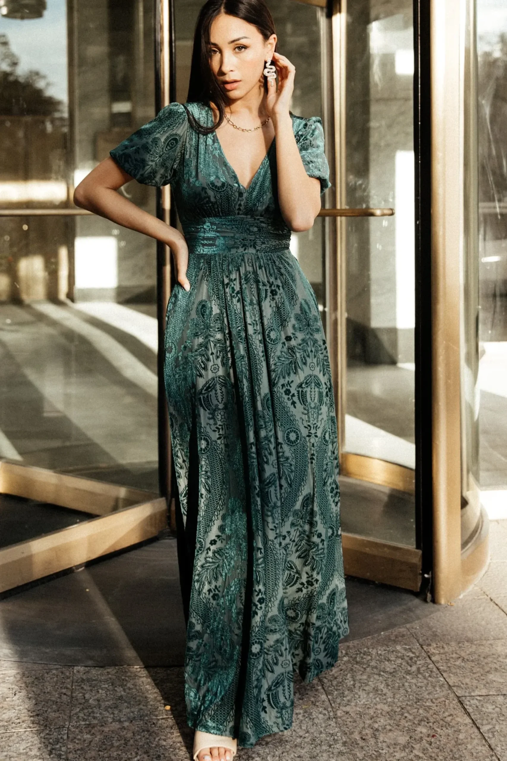 Baltic Born maxi dresses|EXTENDED SIZING|Leslie Velvet Maxi Dress | Emerald