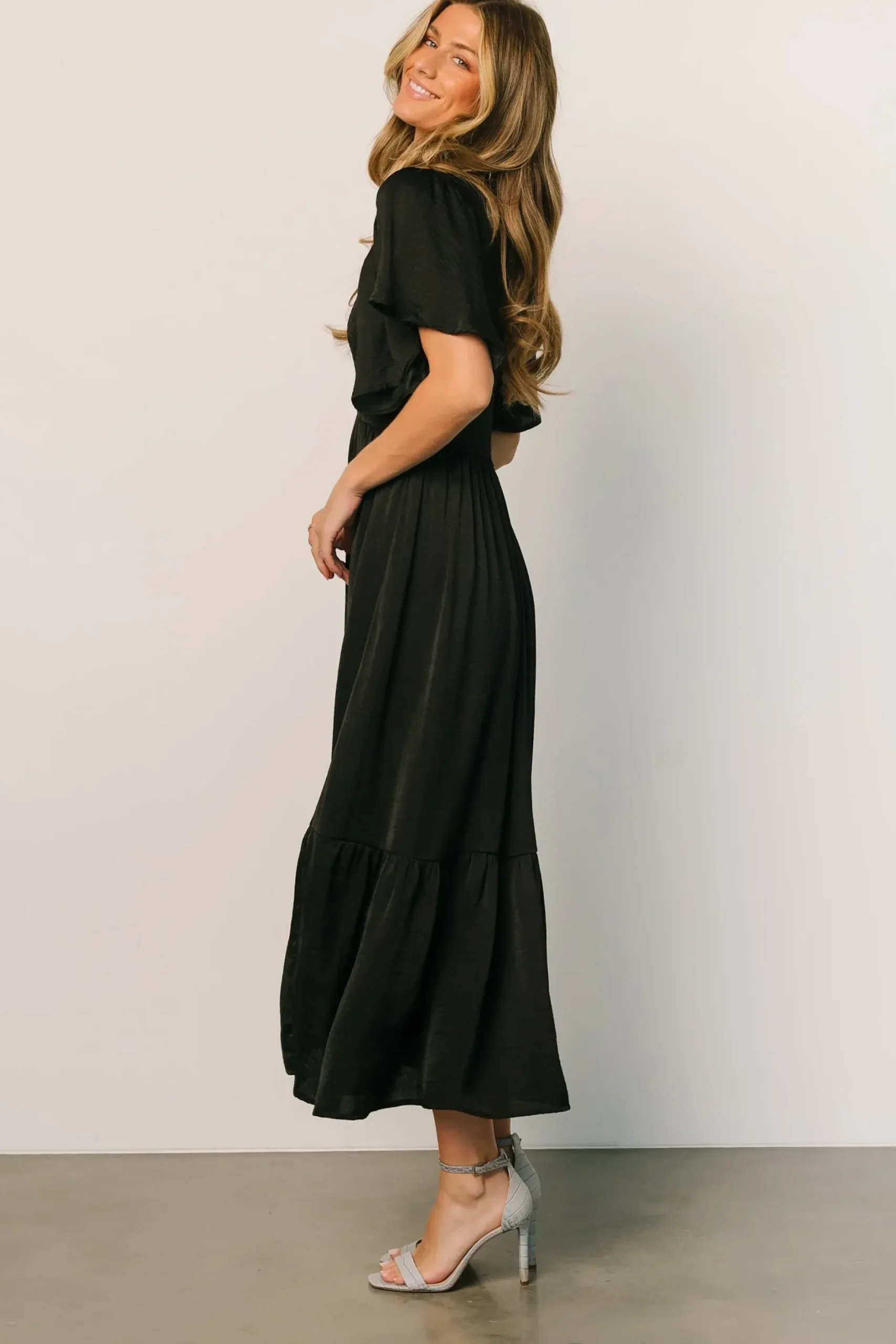 Baltic Born midi dresses|WINTER ESSENTIALS|Lovell Smocked Midi Dress | Black