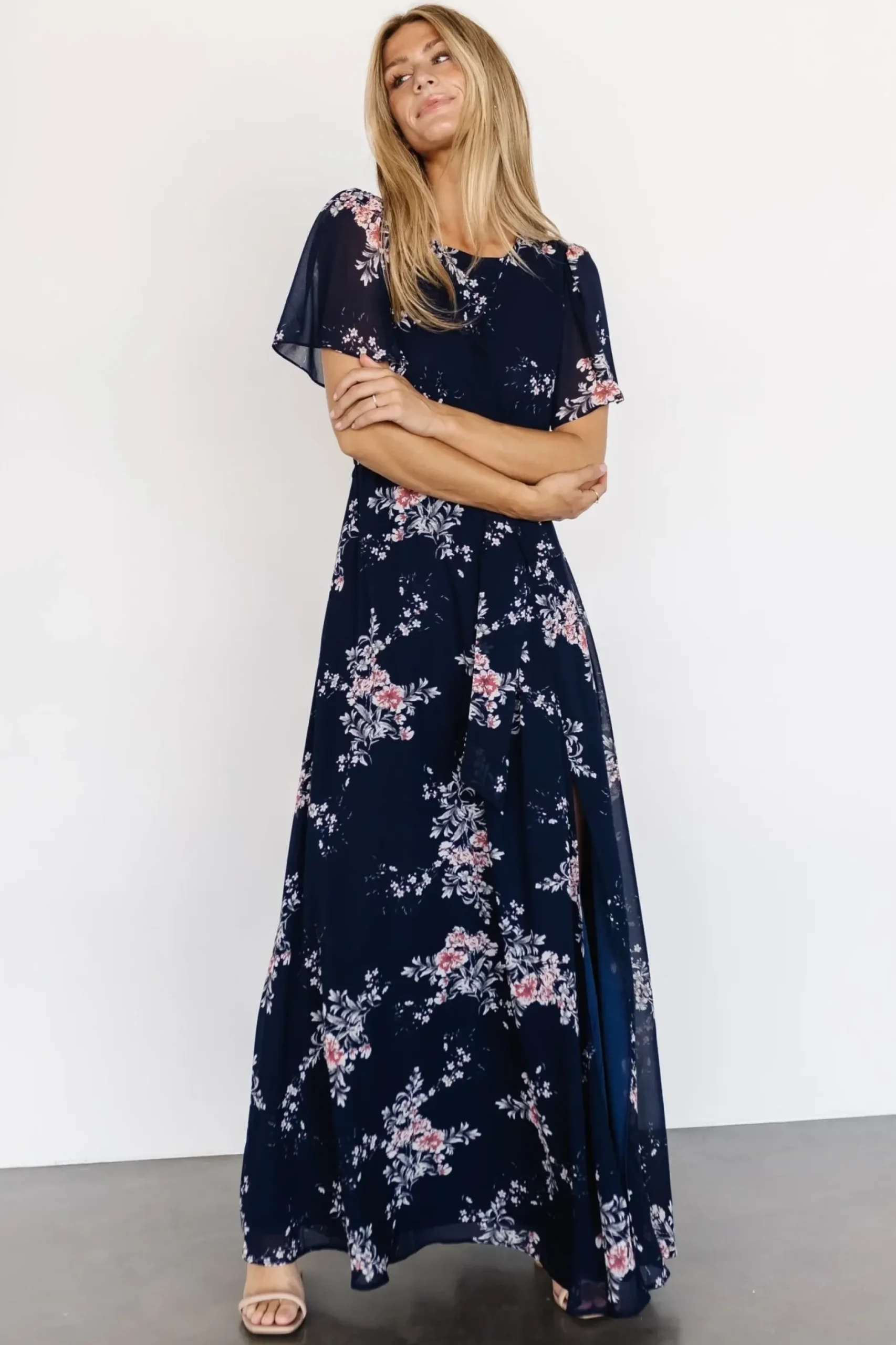 Baltic Born BEST SELLERS|Naomi Short Sleeve Maxi Dress | Navy Floral