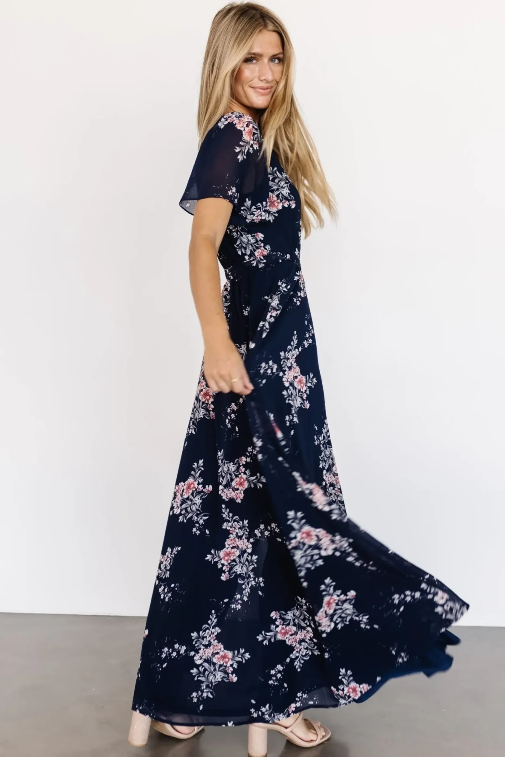 Baltic Born BEST SELLERS|Naomi Short Sleeve Maxi Dress | Navy Floral