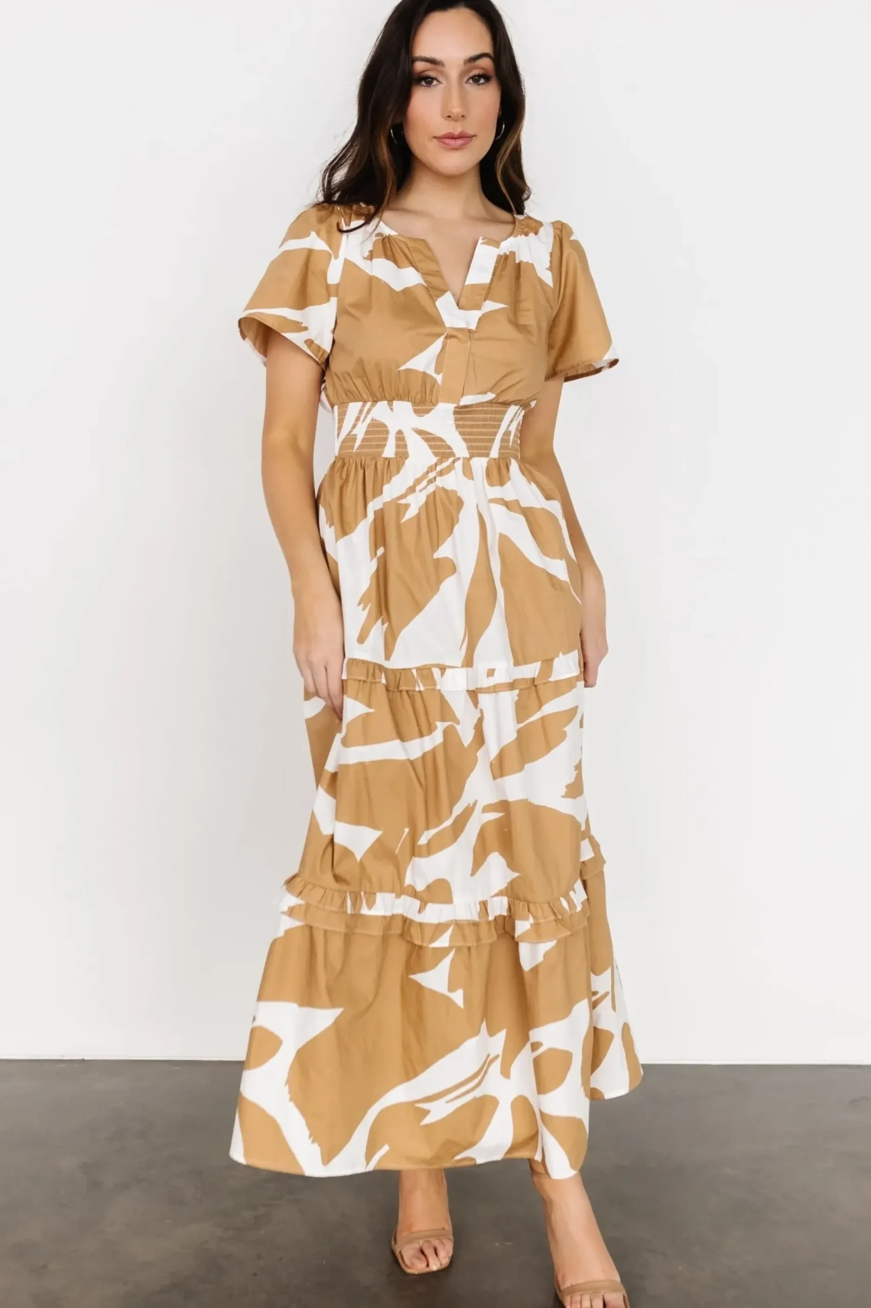 Baltic Born bump friendly|Palmer Tiered Maxi Dress | Camel + White